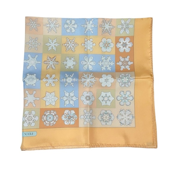 Hermes Carre Silk Scarf "Feux de l'Hiver" by Christiane Vauzelles 90cm NWT/Box - Picture 11 of 16